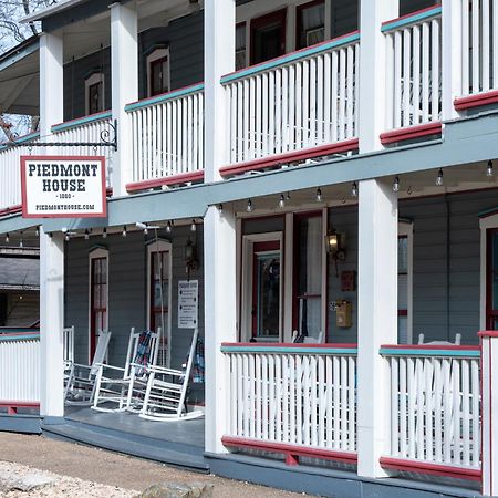 Downtown Chantilly Ste Piedmont Eureka Springs Extérieur photo
